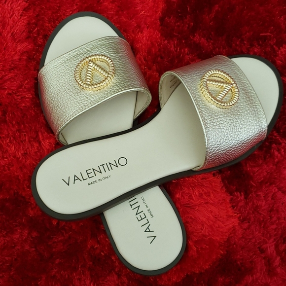 VALENTINO SANDALS - Picture 2 of 8